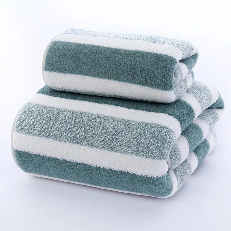 Thick Absorbent Bath Towel – Ultra-Soft, Quick-Dry for Home, Beach & Camp
